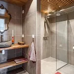 Сasa de vacaciones Lovely In With Sauna